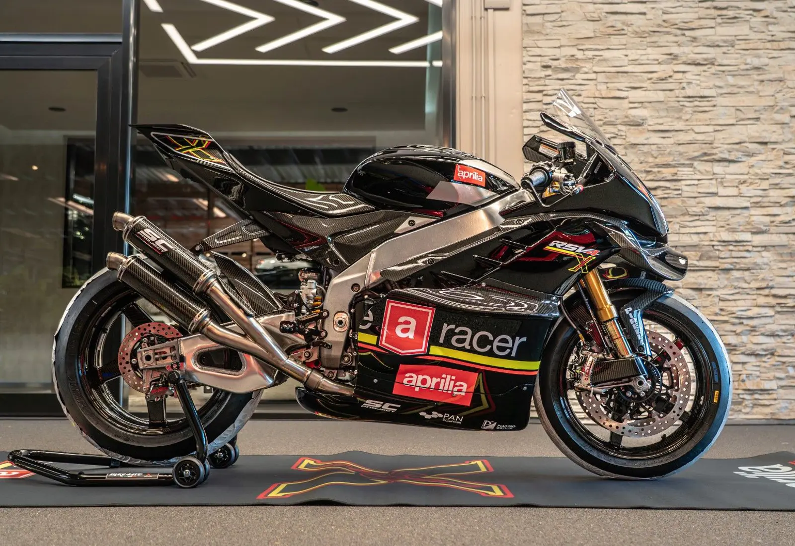 Aprilia RSV4 X ex3ma * 1 OF 30 LIMITED EDITION *  - 112774