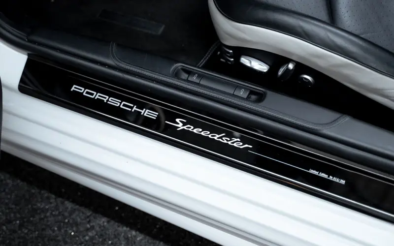 Porsche 911 Speedster * 1of356 * Memory * BOSE * PCCB * SportChro - 132893