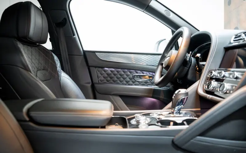 Bentley Bentayga 3.0 Hybrid 4WD * FIRST EDITION * NAIM *  - 135293