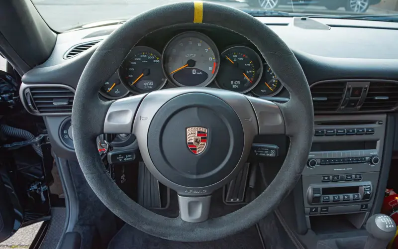 Porsche 911 GT3 RS * ONLY 2.300KM! * PCCB * PASM * CLUBSPORT *  - 126861