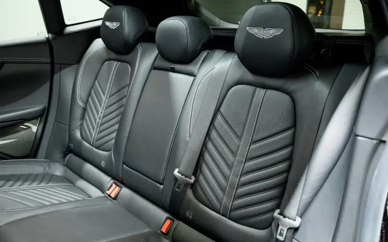 Aston Martin DBX 707 * Carbon * Sitzbelüftung * ACC * 360 * DesignPack - 151040