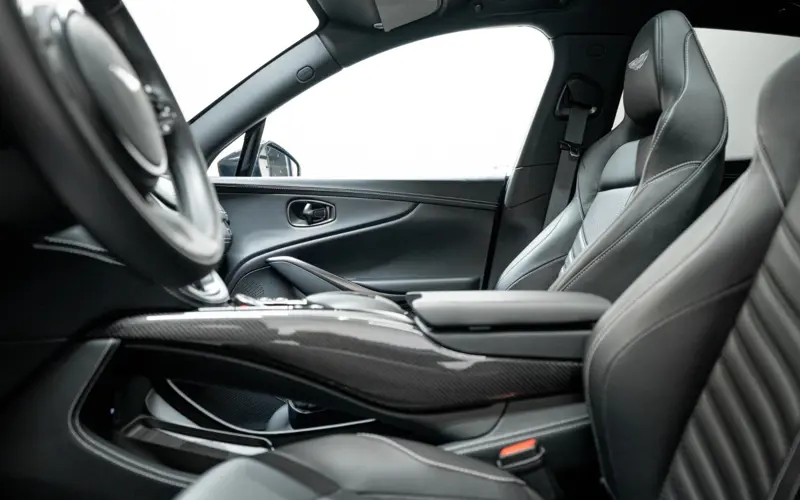 Aston Martin DBX 707 * Carbon * Sitzbelüftung * ACC * 360 * DesignPack - 151051