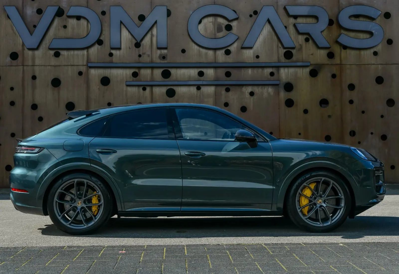 Porsche Cayenne Coupe Turbo E-Hybrid * PTS * GT PACKAGE *  - 115715
