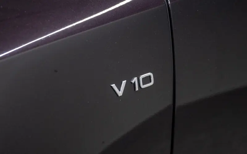 Audi S8 5.2 quattro * MASSAGE * LUFTFEDERUNG * CARBON *  - 132997