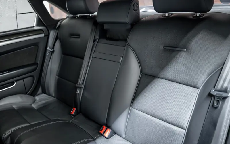 Audi S8 5.2 quattro * MASSAGE * LUFTFEDERUNG * CARBON *  - 132988