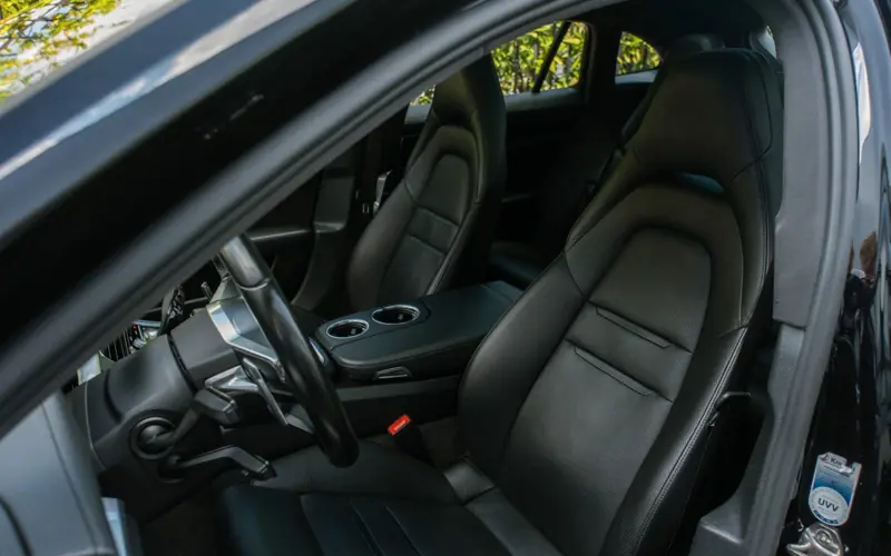 Porsche Panamera Sport Turismo 4 E-Hybrid * SPORTPAKET * CH - 150497
