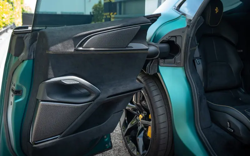Ferrari Purosangue * ATELIER * FULL CARBON * MASSAGE * FULL *  - 151451