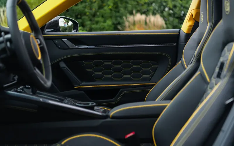 Porsche 992 BRABUS ROCKET R * 1 OF 25 * 900HP * CARBON * LIFT *  - 134940