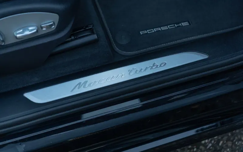 Porsche Macan Turbo * Approved * 1e Hand * Winter + Sommer - 125075