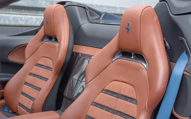 Ferrari SF90 Spider * CARBON(12x) * CARPLAY * LIFT * TWO-TONE *  - 110838