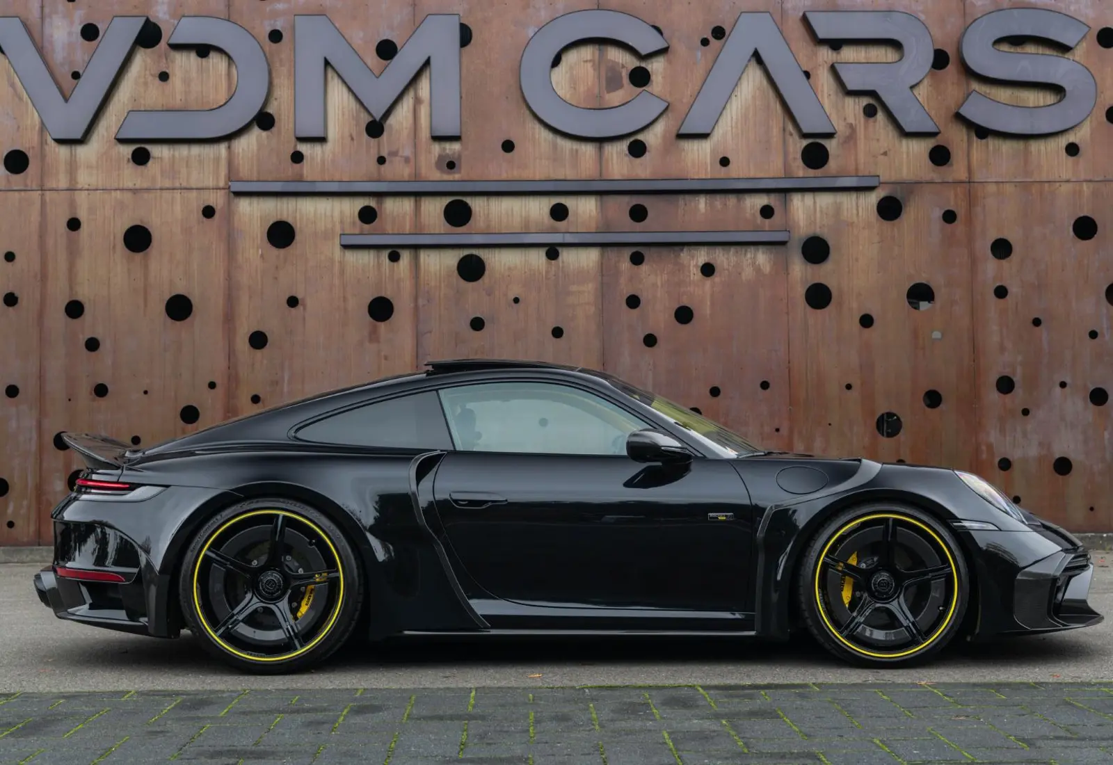 Porsche 911 BRABUS ROCKET R * 1 OF 25 * 900HP * CARBON * LIFT *  - 134965