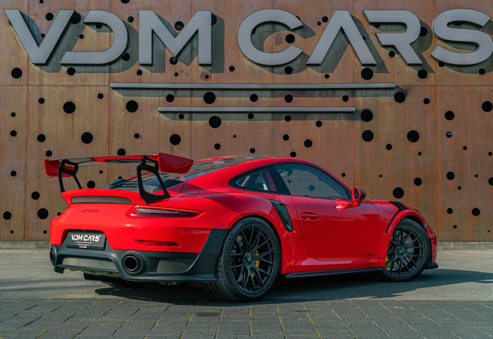 Porsche 911 GT2 RS * WEISSACH * 1.HAND * NUR 732KM * CLUBSPORT - 135722