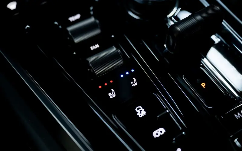 Aston Martin DBX 4.0 V8 707 * FACELIFT * ACC * 360 *  - 149970