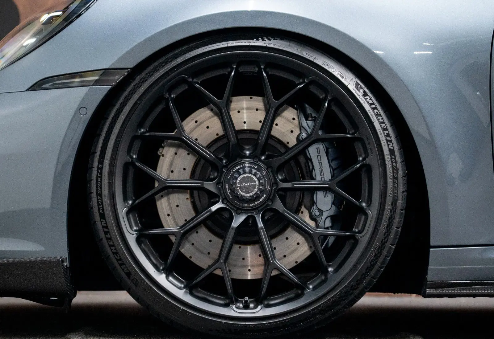 Porsche 911 Carrera GTS T-Hybrid Cabriolet * TECHART * LIFT *  - 128042