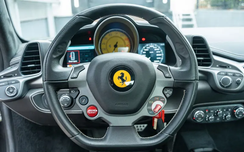 Ferrari 458 Italia * CARBON SEATS * LIFT * AFS * CAMERA * MWST *  - 153596