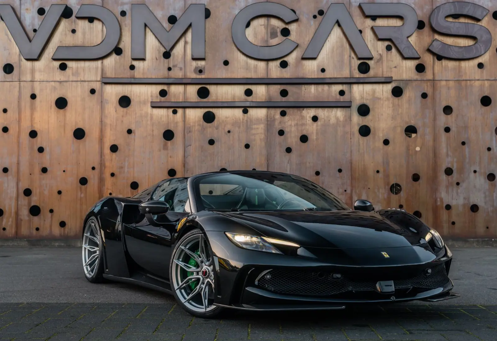 Ferrari 296 GTS N-LARGO * 1 OF 15 * FULL CARBON * LIFT * ADAS *  - 144722