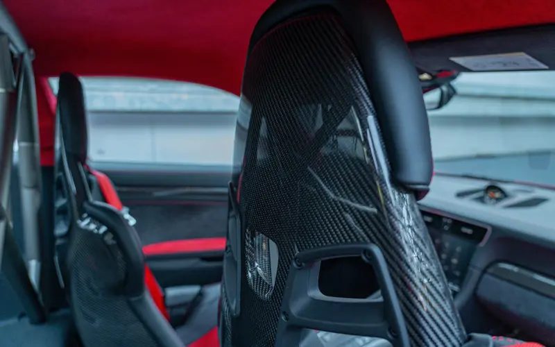 Porsche 911 GT2 RS * WEISSACH * 1.HAND * NUR 732KM * CLUBSPORT - 135744