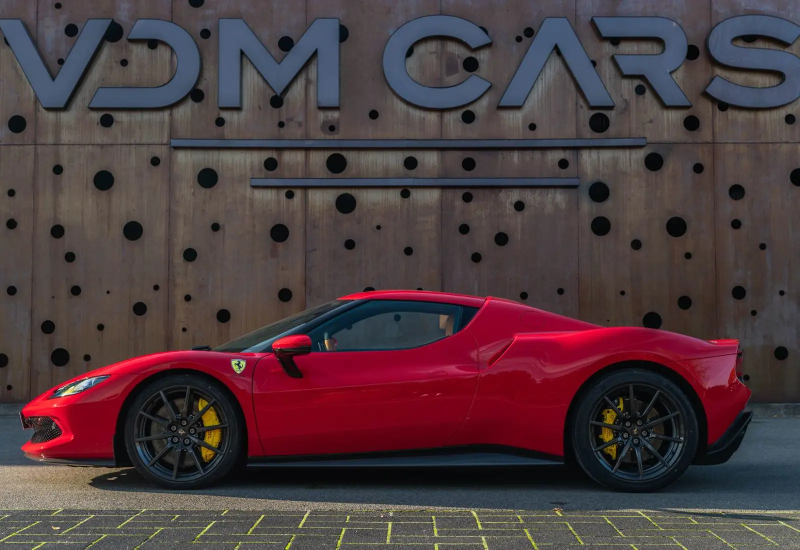 Ferrari 296 GTB * 1.HAND * CARBON * CARBON FELGEN * LIFT *  - 121304