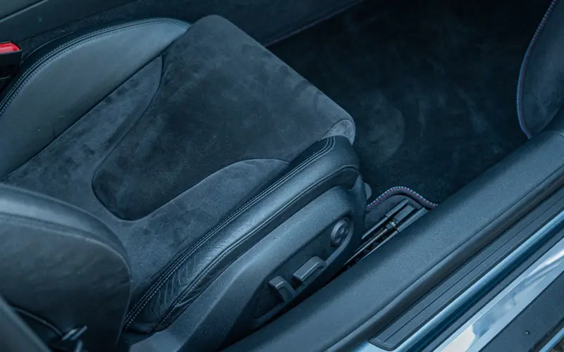 Audi R8 Coupe 4.2 FSI quattro * HANDSCHALTER * TITAN * B&amp;O - 145352