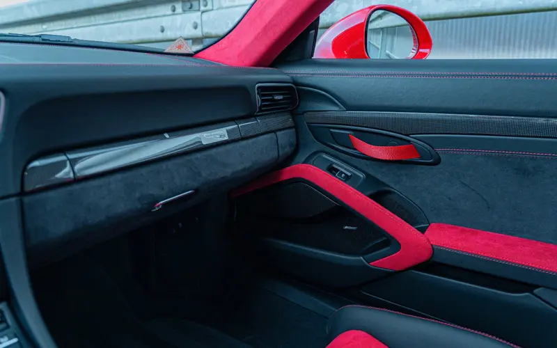 Porsche 911 GT2 RS * WEISSACH * 1.OWNER * ONLY 732KM * NEW - 135700