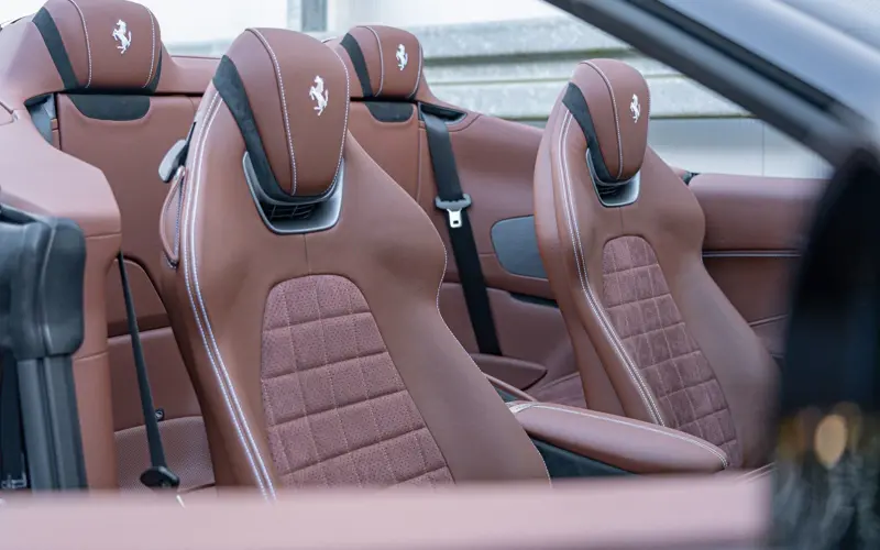 Ferrari Roma Spider * SPECIAL COLOR * VENT * VOLL * LP €345.000 - 144374