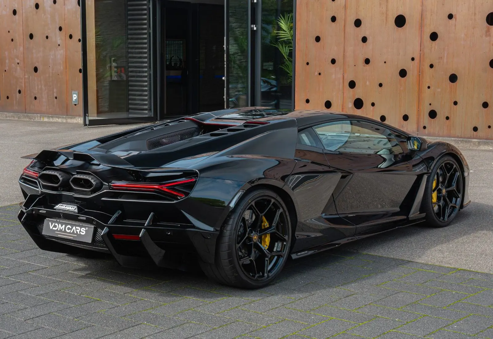 Lamborghini Revuelto 6.5 V12 * NEW CAR * AVAILABLE * BI COLOR - 114619