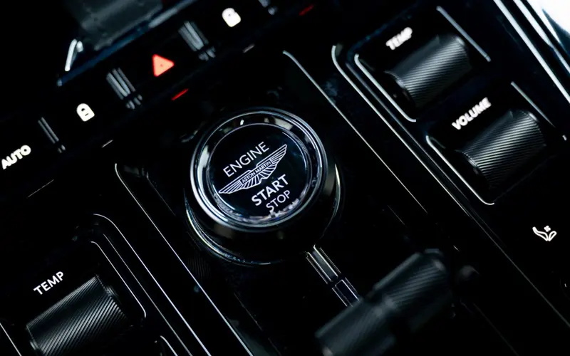 Aston Martin DBX 4.0 V8 707 * FACELIFT * ACC * 360 *  - 149971