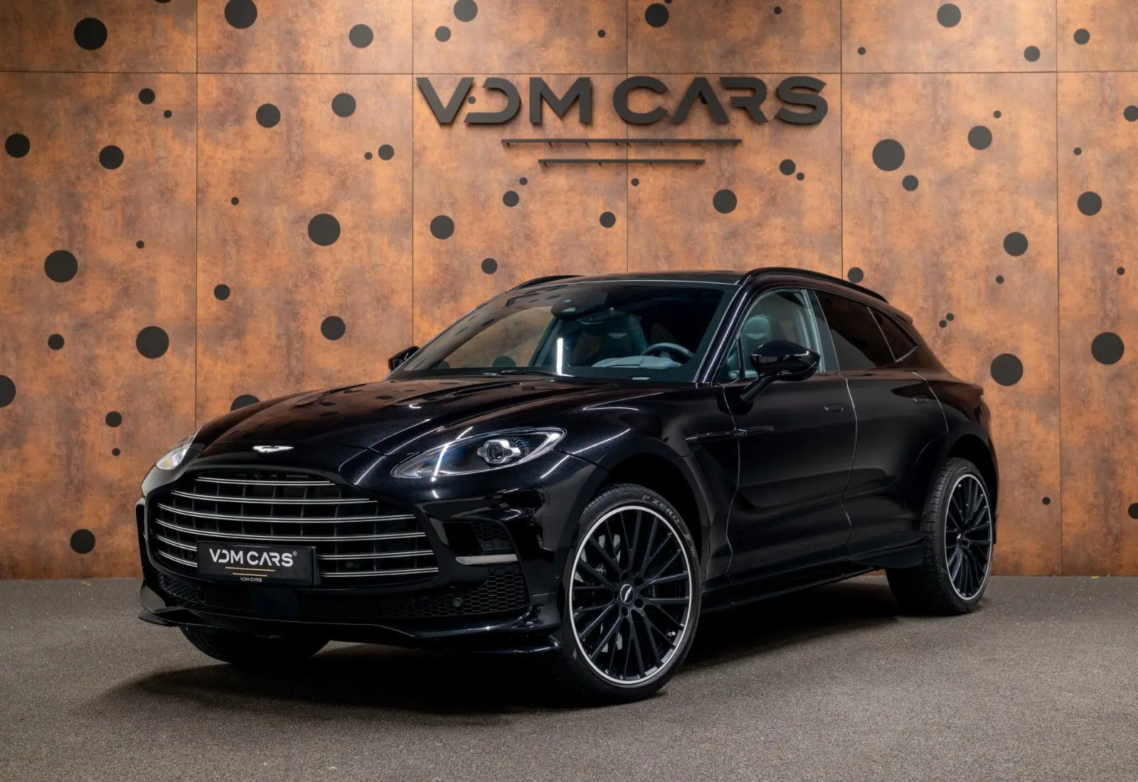 Aston Martin DBX 707 * Carbon * Sitzbelüftung * ACC * 360 * DesignPack - 151015