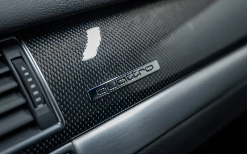 Audi S8 5.2 quattro * MASSAGE * LUFTFEDERUNG * CARBON *  - 152801
