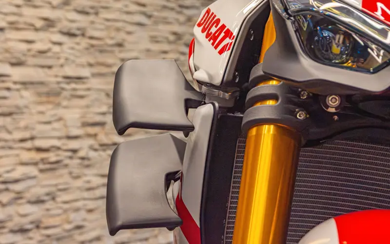 Ducati Streetfighter V4 Supreme. * 1 OF 250 LIMITED ED - 102814