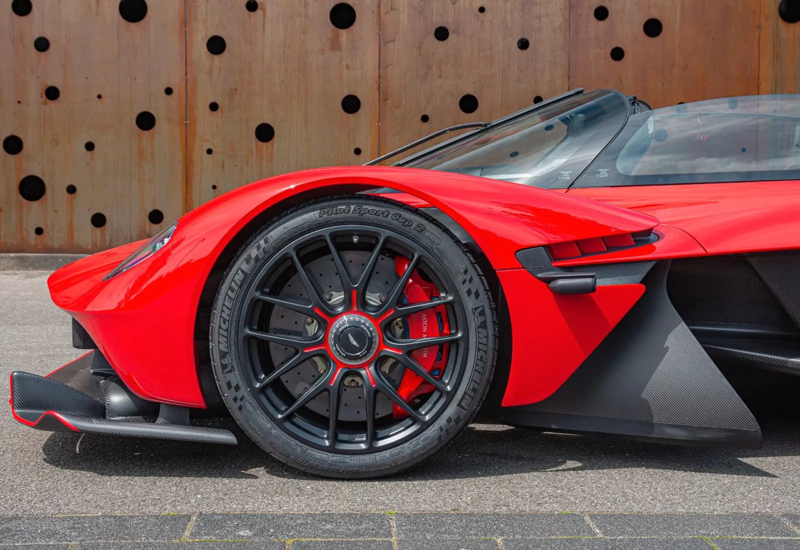 Aston Martin Valkyrie SPIDER * Q-COMMISSION * COLLECTOR PLAN *  - 126146