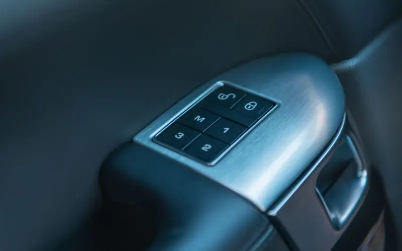 Land Rover Range Rover Sport SVR * SOFT-CLOSE * PANO * 360 * HUD *  - 125891