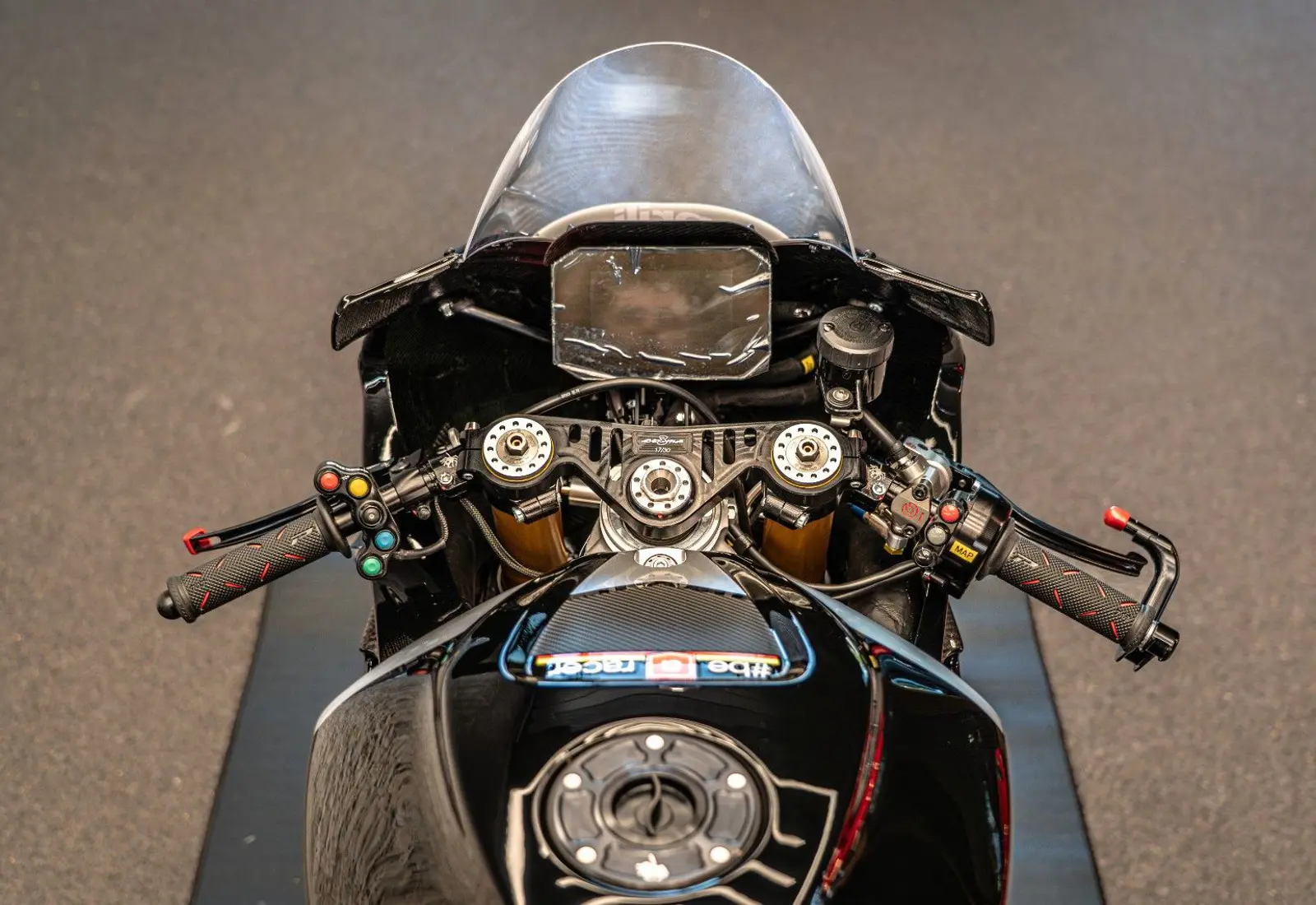 Aprilia RSV4 X ex3ma * 1 OF 30 LIMITED EDITION *  - 112784