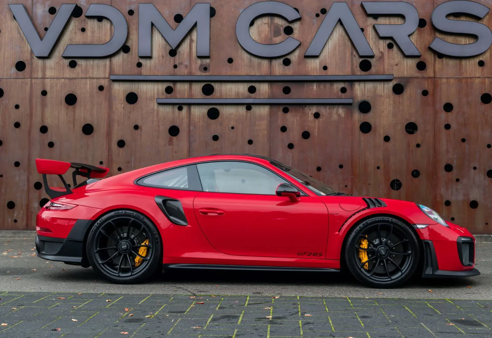Porsche 911 GT2 RS * WEISSACH * 1.HAND * NUR 732KM * CLUBSPORT - 123834