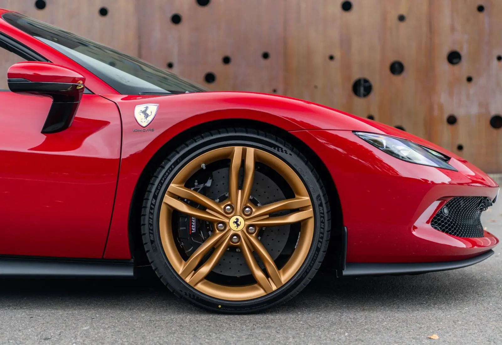 Ferrari 296 GTS * 1.HAND * ACC * CARPLAY * AFS * CONNECT * DAYTONA *  - 119165