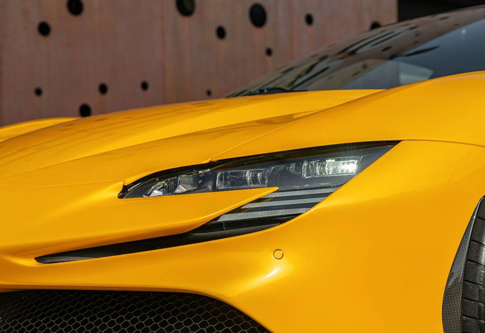 Ferrari SF90 Stradale * WARRANTY * GIALLOTRIPLO * CARBON * TAILO - 138927