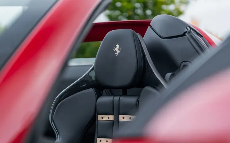 Ferrari 296 GTS * 1.HAND * ACC * CARPLAY * AFS * CONNECT * DAYTONA *  - 119174