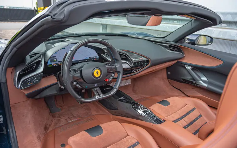 Ferrari SF90 Spider * CARBON(12x) * CARPLAY * LIFT * TWO-TONE *  - 110835