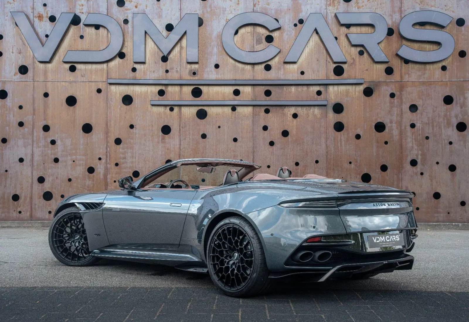 Aston Martin DBS Volante 770 Ultimate * 1/199 * Carbon * Carb.Seats - 165229