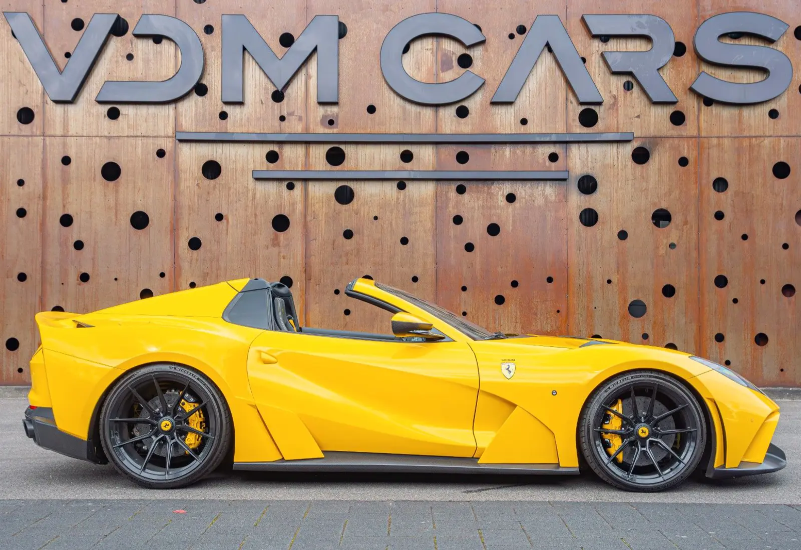 Ferrari 812 GTS NOVITEC N-LARGO * 1 OF 18 * CARBON * 840PS *  - 145777