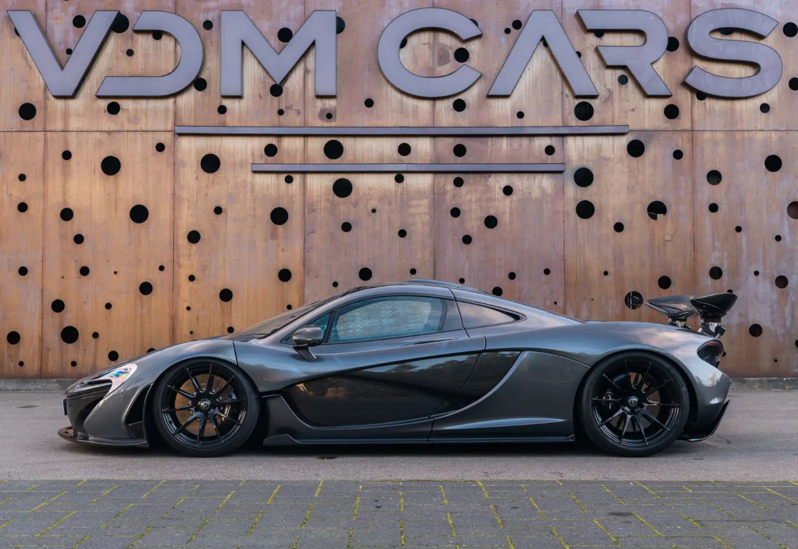 McLaren P1 * MSO * FULL CARBON * LIFT * MERIDIAN * 1 OF 375 *  - 125466