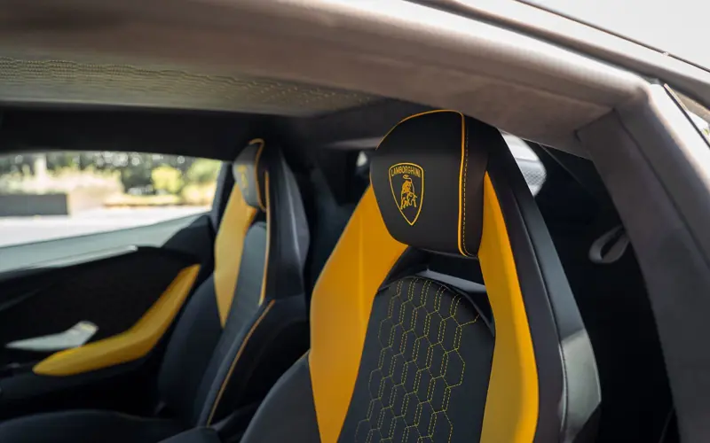 Lamborghini Revuelto 6.5 V12 * NEW CAR * AVAILABLE * BI COLOR - 168827