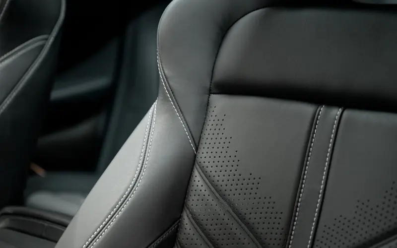 Aston Martin DBX 707 * Carbon * Sitzbelüftung * ACC * 360 * DesignPack - 151052