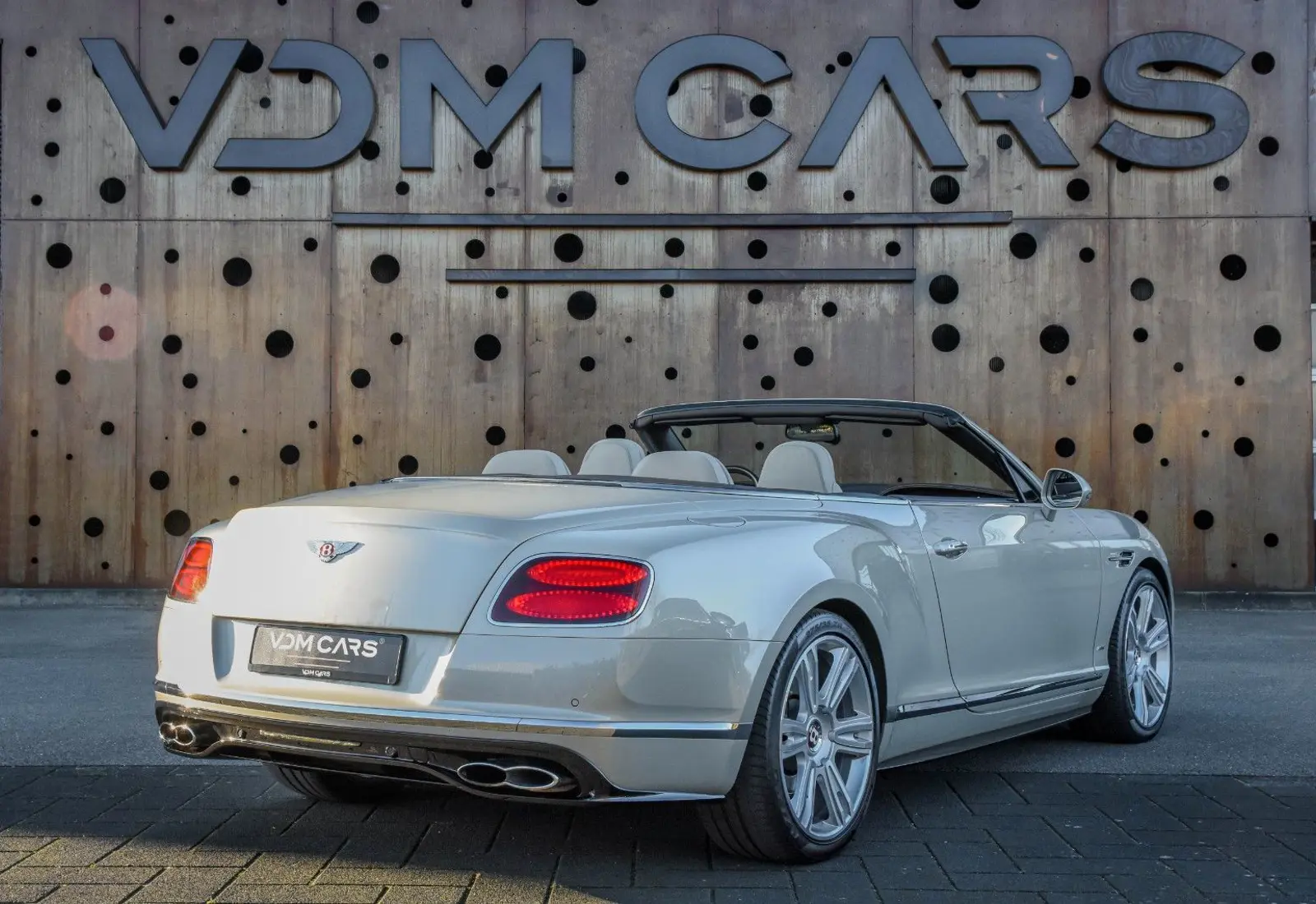 Bentley Continental GTC V8 S * 1. OWNER * MULLINER * MASSAGE *  - 103242