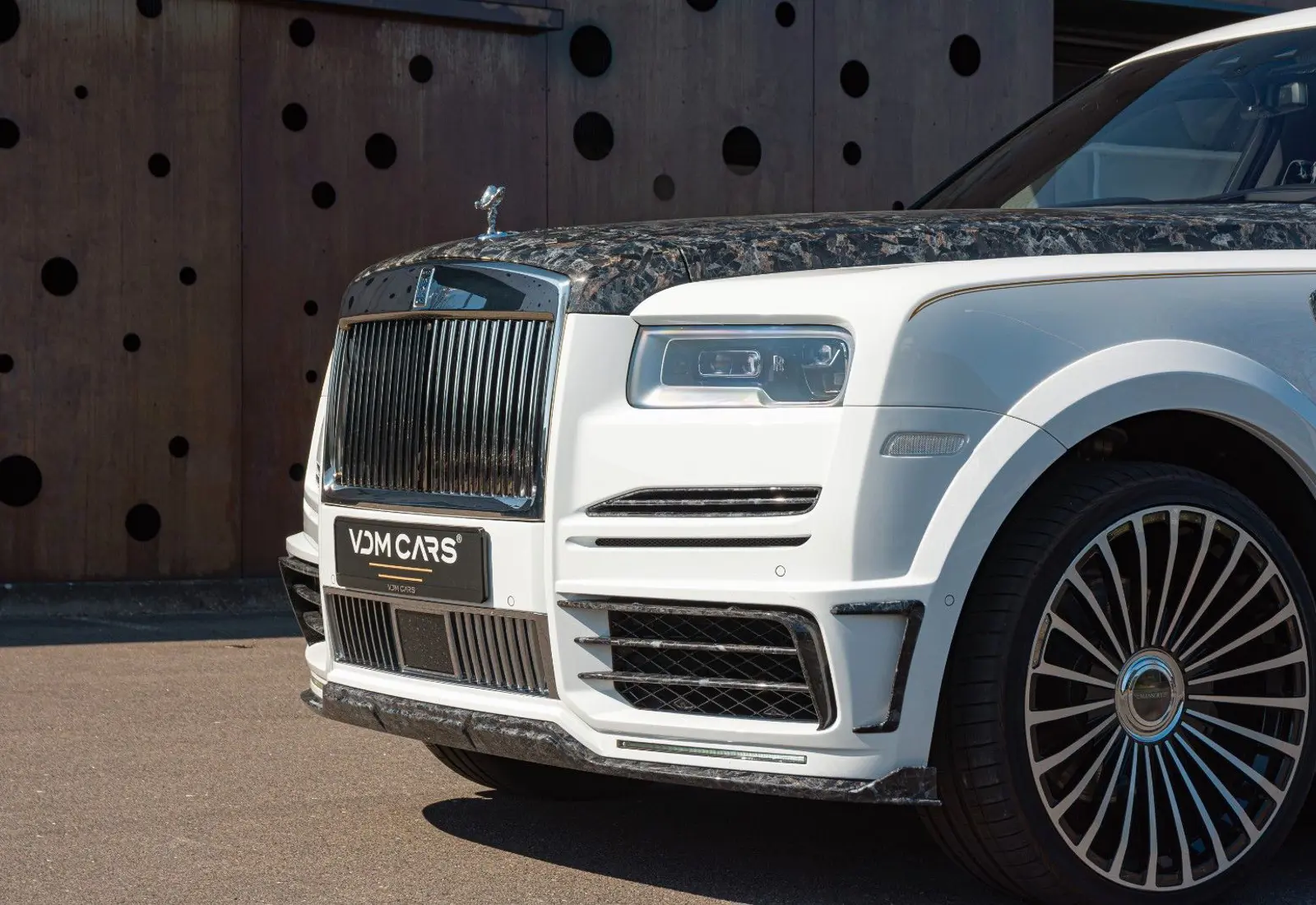 Rolls-Royce Cullinan MANSORY * FORGED CARBON * ONLY 7600 KM *  - 139113