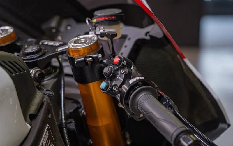 Yamaha R1 GYTR Pro 25th Anniversary Edition * 1 OF 25 * LI - 135596