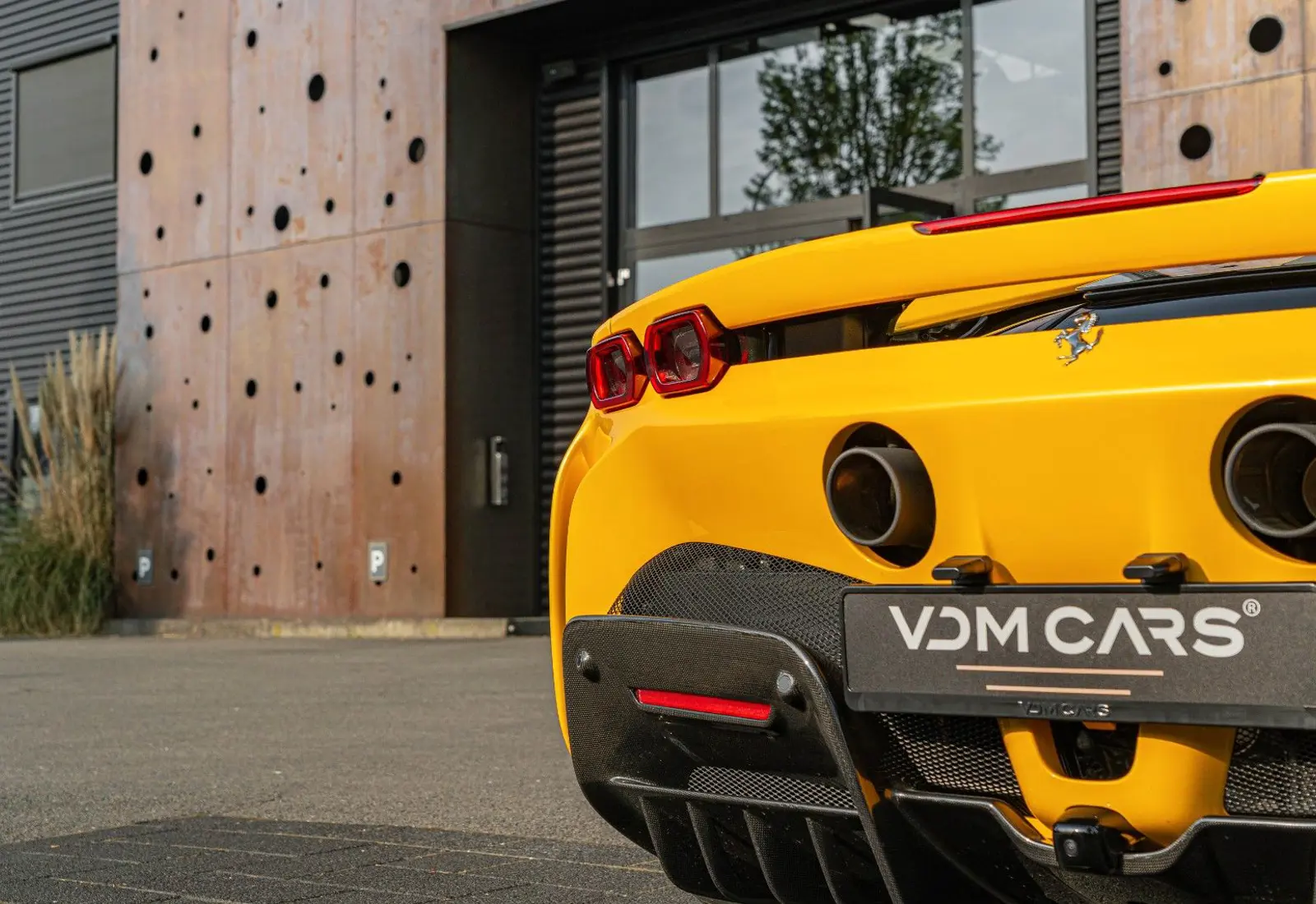 Ferrari SF90 Stradale * WARRANTY * GIALLOTRIPLO * CARBON * TAILO - 138930