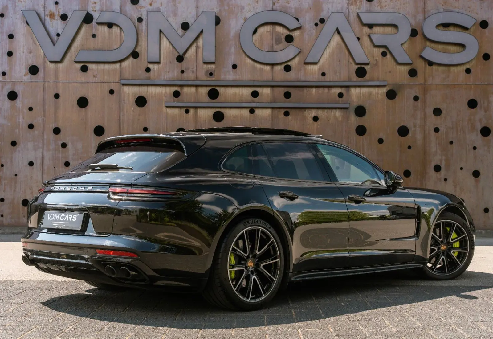 Porsche Panamera Sport Turismo 4 E-Hybrid * SPORTPAKET * CH - 150476