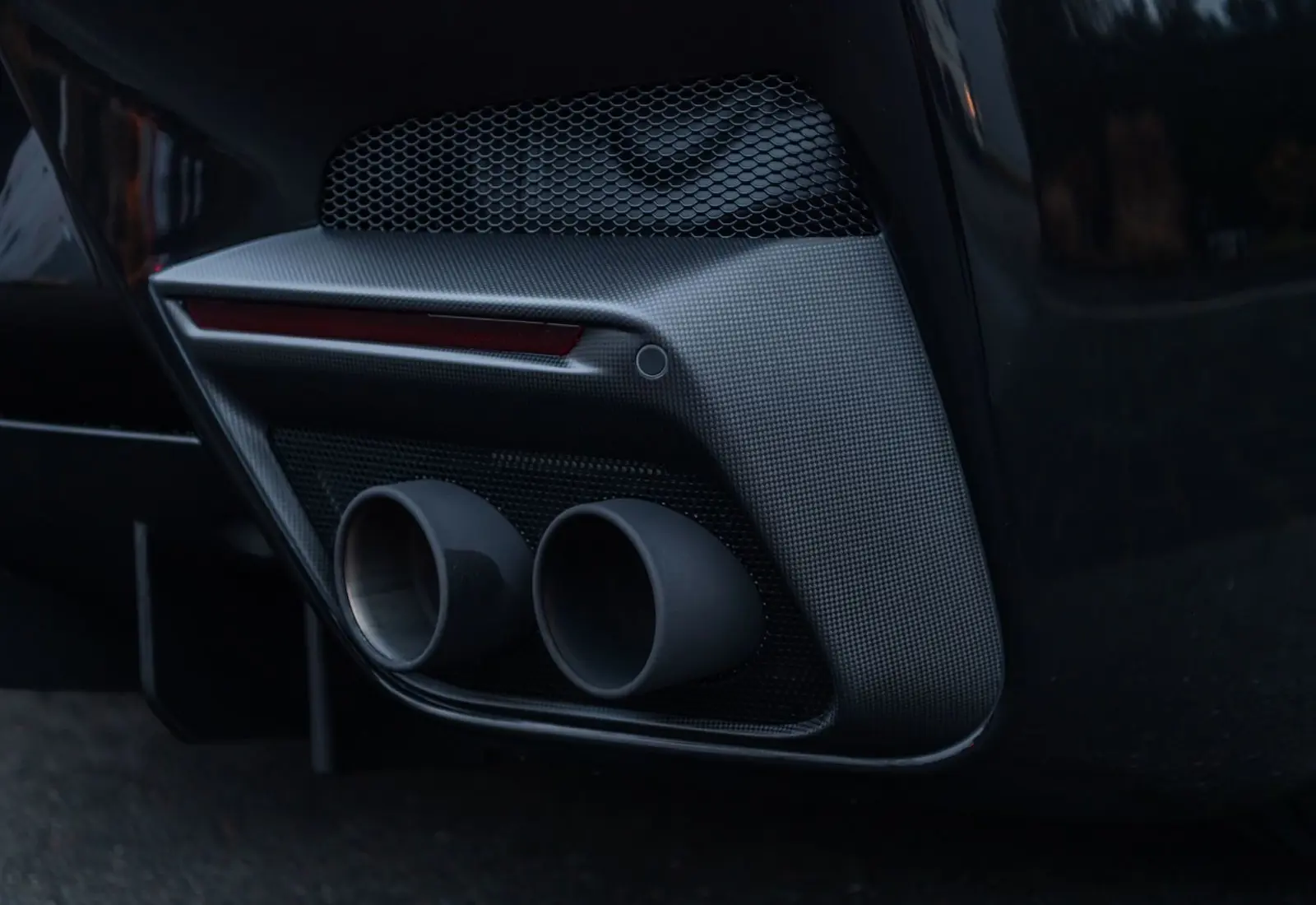 Ferrari F12 TDF * 1/799 * ONLY 513 KM * MATT CARBON * 1 OWNER *  - 124617