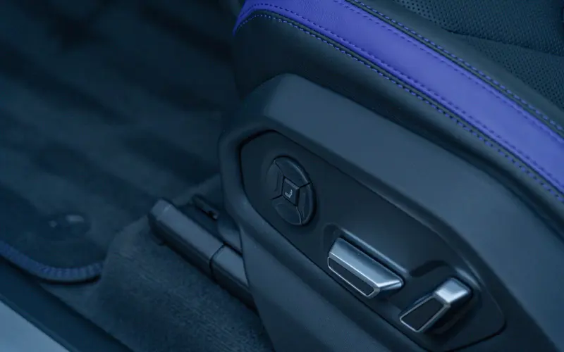 Lamborghini Urus SE * AD PERSONAM * VIOLA HONGKONG * MASSAGE * VOLL - 135947